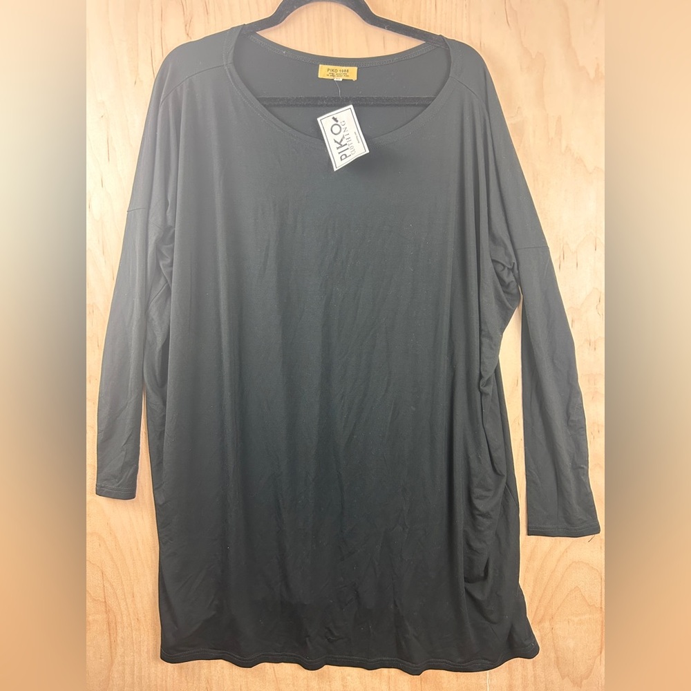 Piko‎ 1988 Classic Black Long Sleeve Top